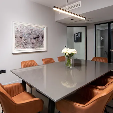 Montgomery House 公寓式酒店