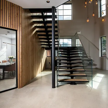 Montgomery House 4* 利兹