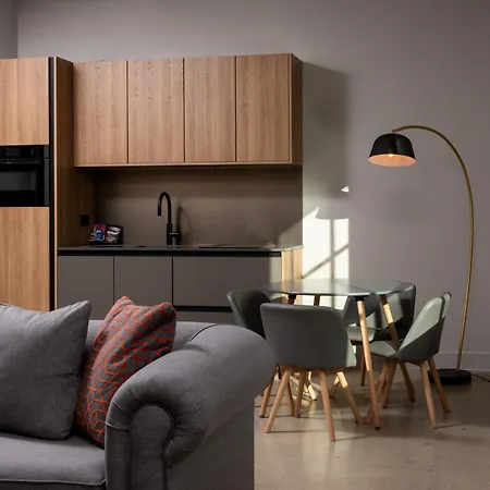 Montgomery House Apart-hotel 4*