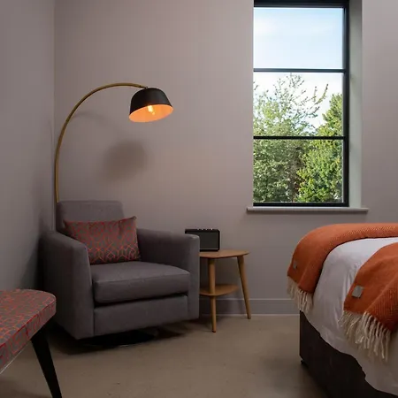 Aparthotel Montgomery House *