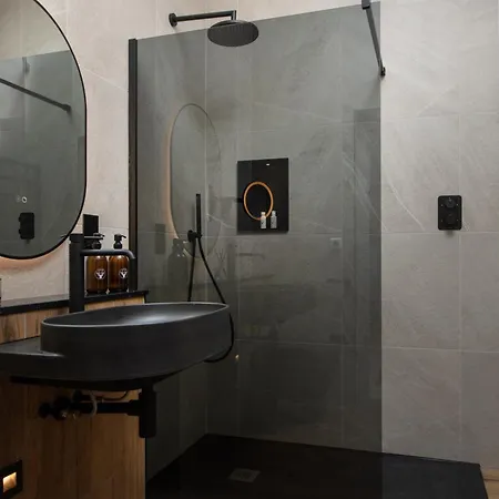 Montgomery House Aparthotel Leeds (West Yorkshire)