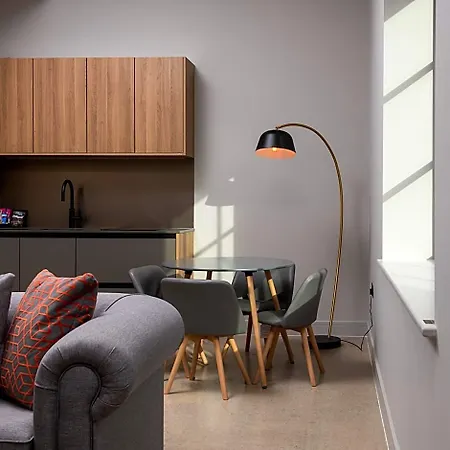 Aparthotel Montgomery House