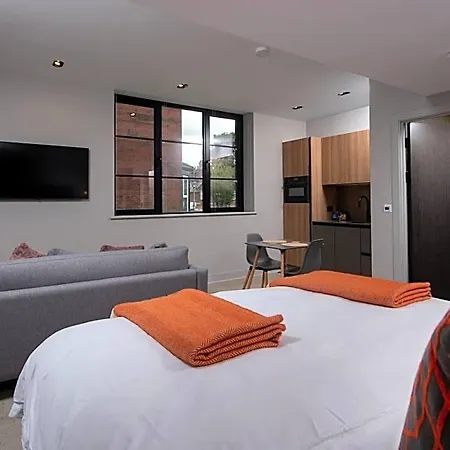 Aparthotel Montgomery House 4*