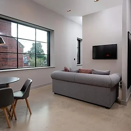 Aparthotel Montgomery House 4*