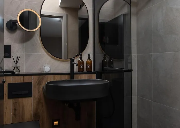 Aparthotel Montgomery House 4*