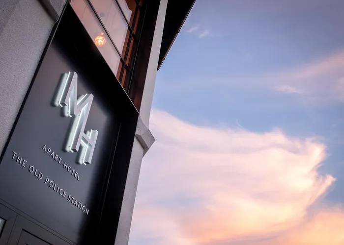 Montgomery House アパートホテル